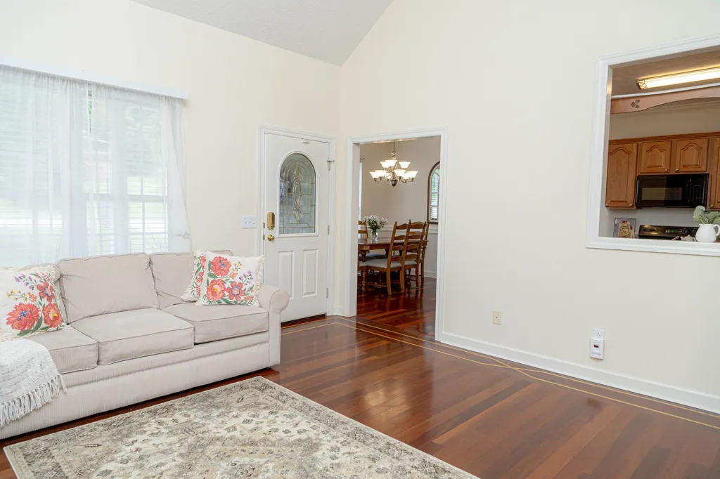 423 Spring Hill Drive Smyrna TN 37167
