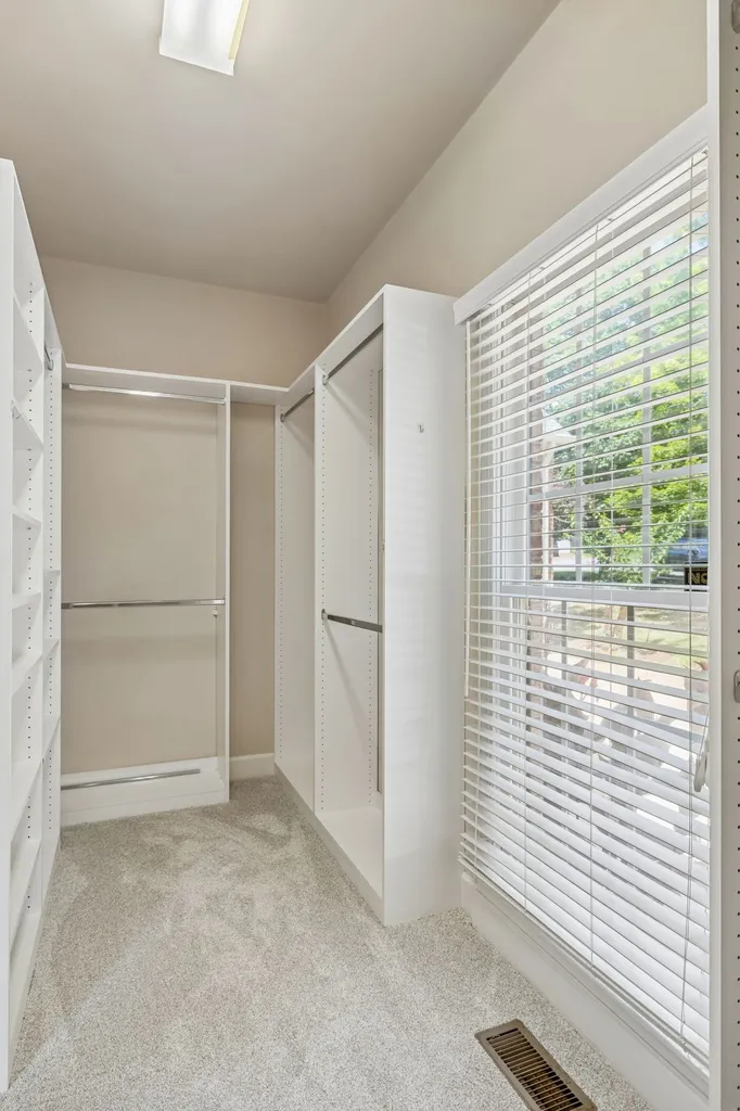 4737 Sterling Cross Nashville TN 37211