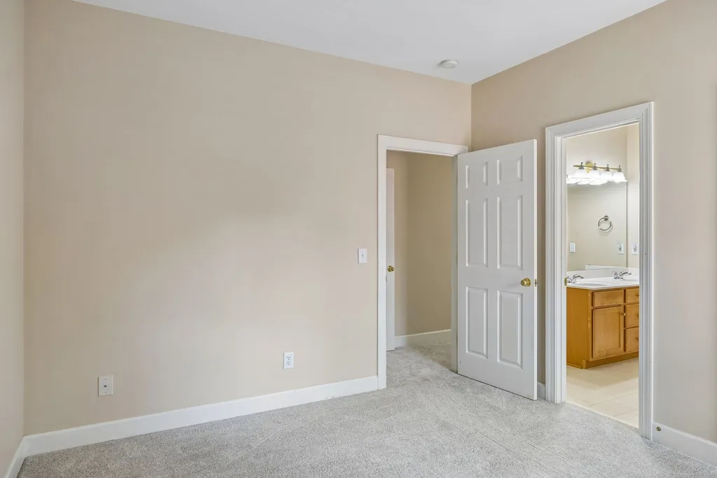 4737 Sterling Cross Nashville TN 37211