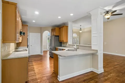4737 Sterling Cross Nashville TN 37211