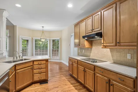 4737 Sterling Cross Nashville TN 37211
