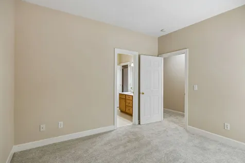 4737 Sterling Cross Nashville TN 37211