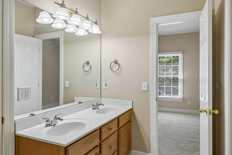 4737 Sterling Cross Nashville TN 37211