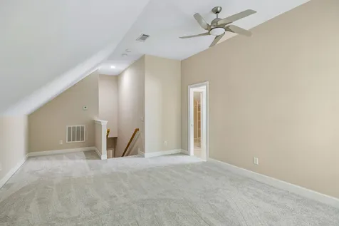 4737 Sterling Cross Nashville TN 37211
