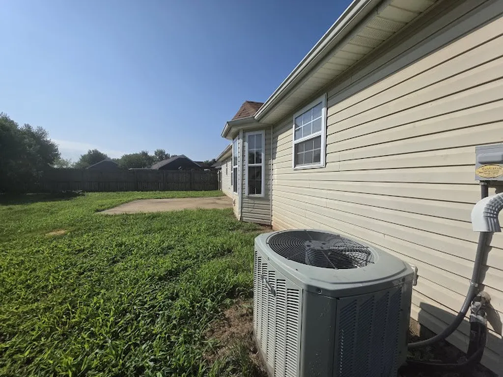 1125 Connemara Way Clarksville TN 37040