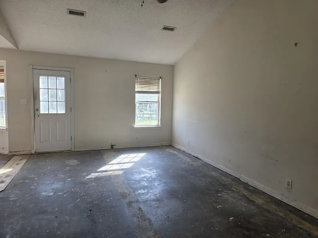 1125 Connemara Way Clarksville TN 37040
