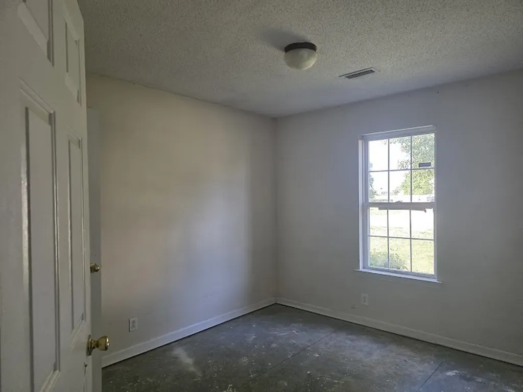 1125 Connemara Way Clarksville TN 37040