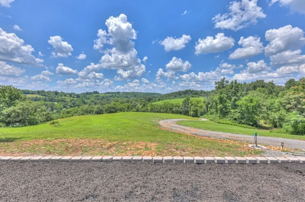 557 Ward Hollow Road Shelbyville TN 37160