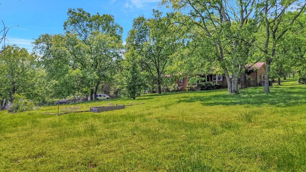 483 Franklin Road Franklin TN 37069