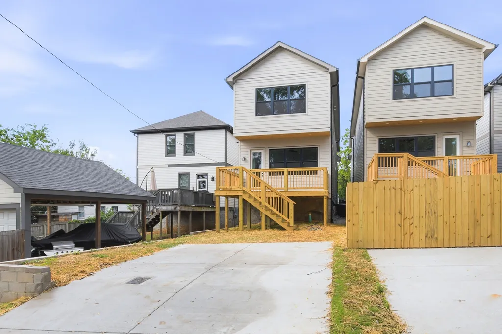 6103B Pennsylvania Avenue Nashville TN 37209