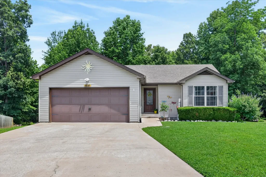 518 Magnolia Drive Clarksville TN 37042