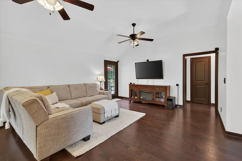 518 Magnolia Drive Clarksville TN 37042