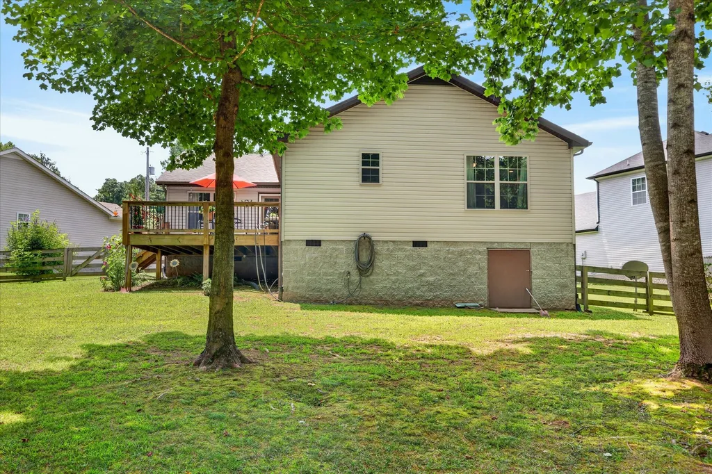 518 Magnolia Drive Clarksville TN 37042