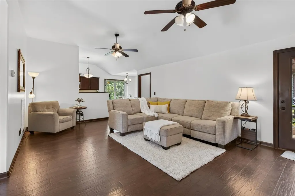 518 Magnolia Drive Clarksville TN 37042