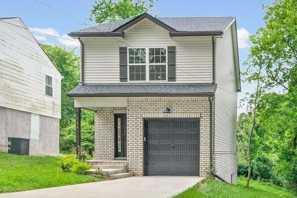 134 Cross Lane Clarksville TN 37040