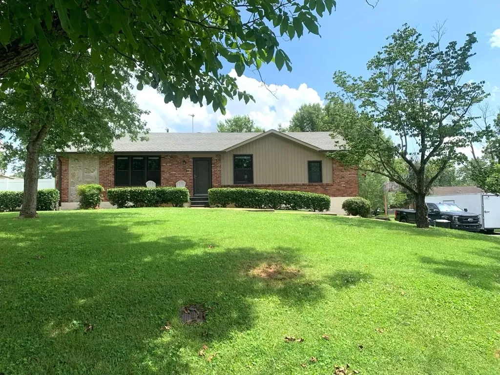 4009 Knud Drive Columbia TN 38401