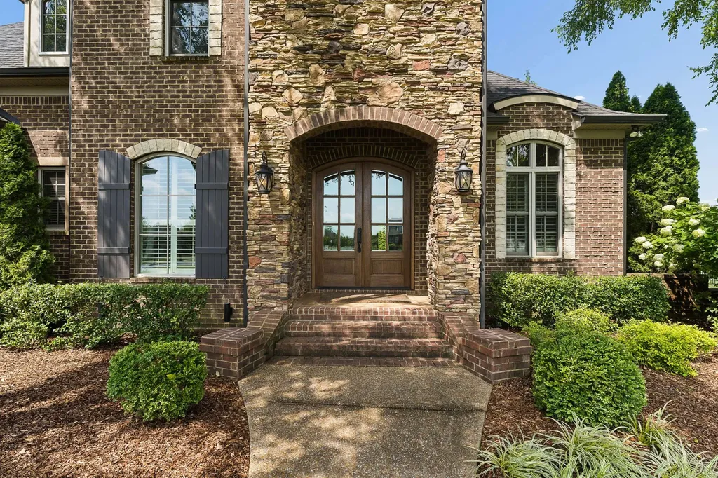 1255 Plantation Boulevard Gallatin TN 37066