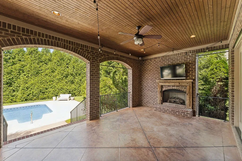1255 Plantation Boulevard Gallatin TN 37066