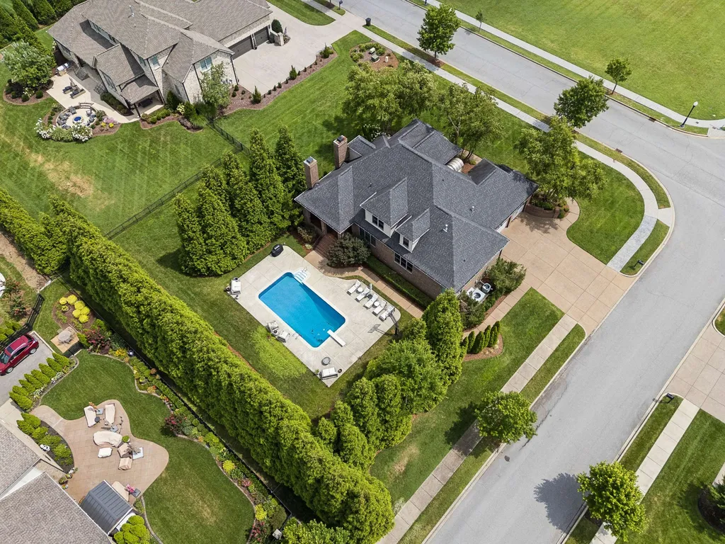 1255 Plantation Boulevard Gallatin TN 37066