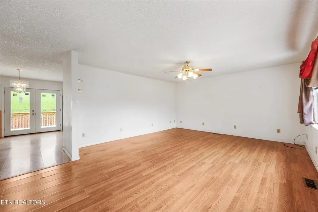 632 Mountain View Drive Seymour TN 37865