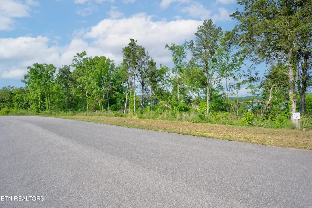 0 Quiet Cove Way Dandridge TN 37725