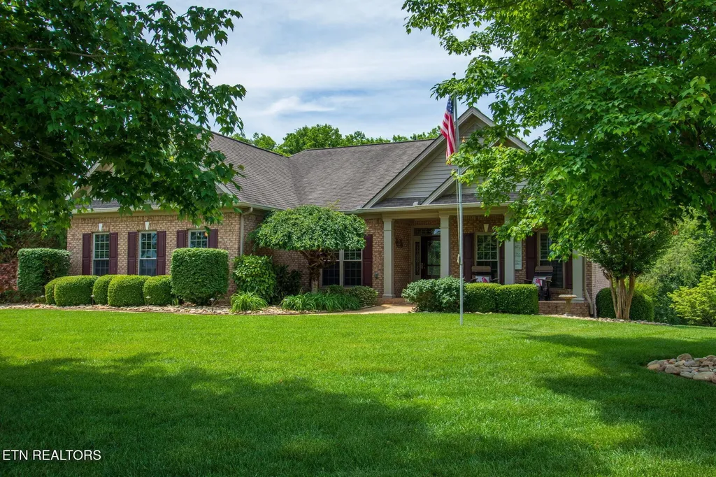 140 Big Oak Drive Dandridge TN 37725