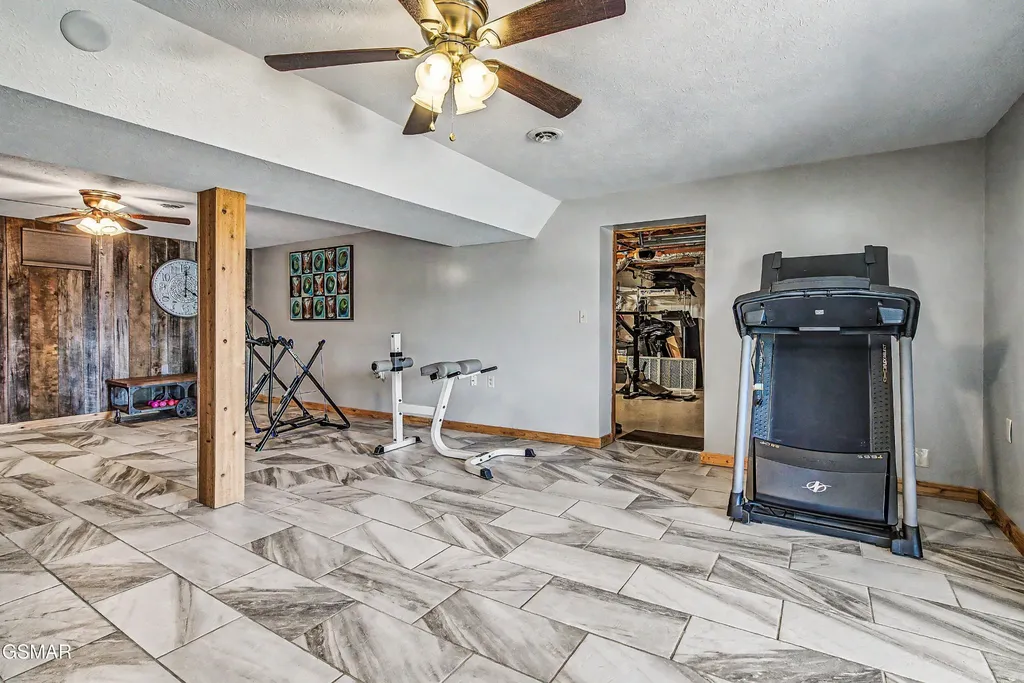 1116 Lake Ridge Drive Dandridge TN 37725