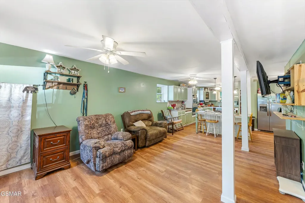 131 Delozier Lane Rockwood TN 37854