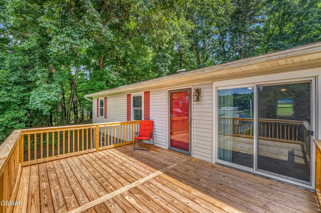 131 Delozier Lane Rockwood TN 37854