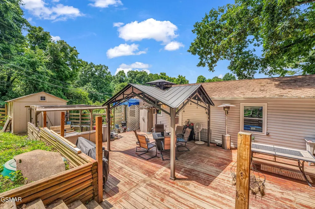 131 Delozier Lane Rockwood TN 37854