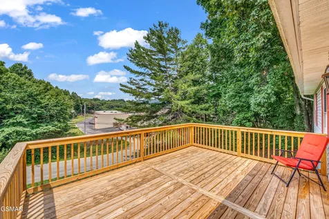 131 Delozier Lane Rockwood TN 37854