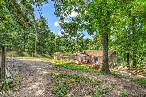 131 Delozier Lane Rockwood TN 37854
