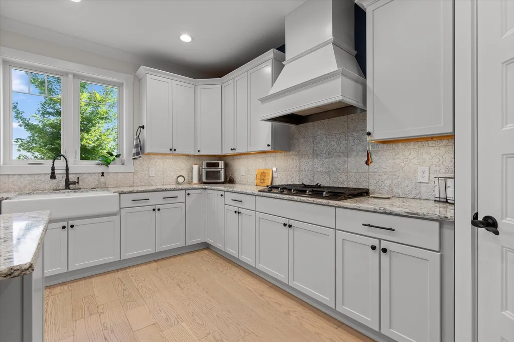 318 Buckhorn Way Loudon TN 37774