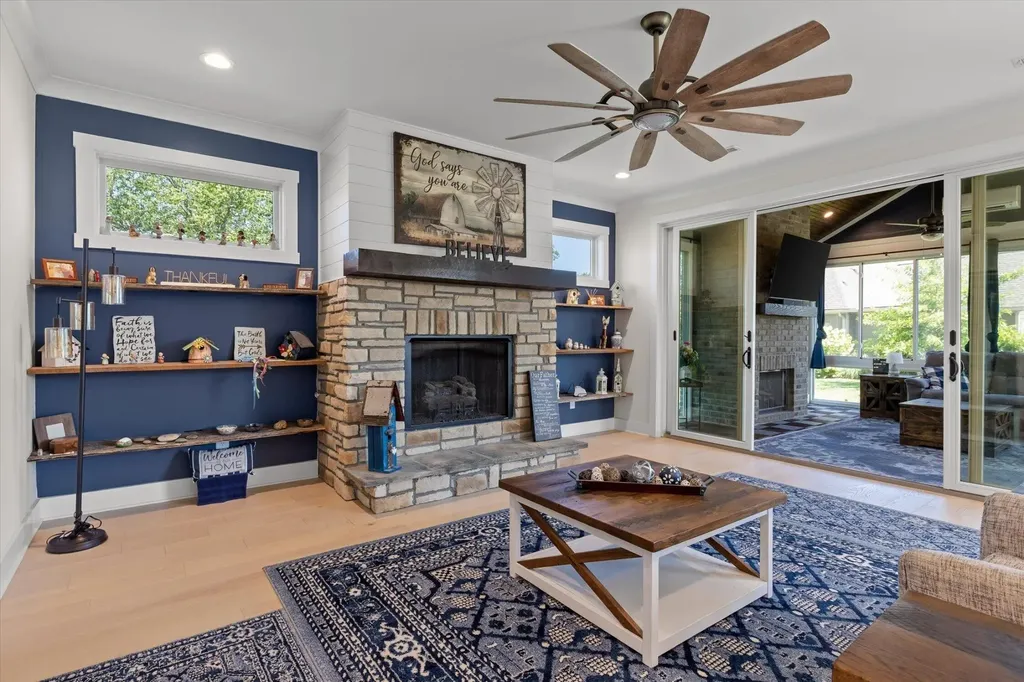 318 Buckhorn Way Loudon TN 37774