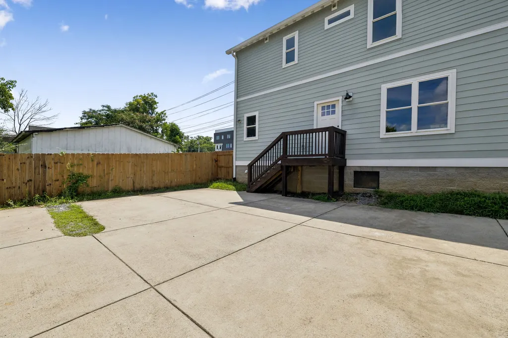 2136A Buena Vista Pike Nashville TN 37218