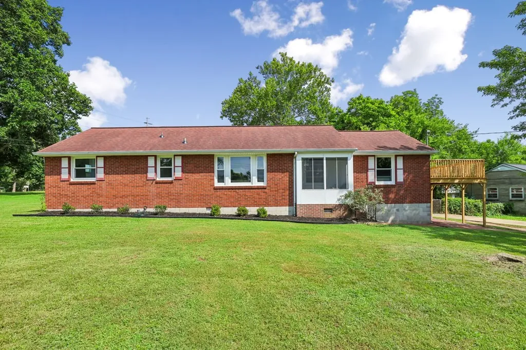 900 Radford Drive Nashville TN 37217