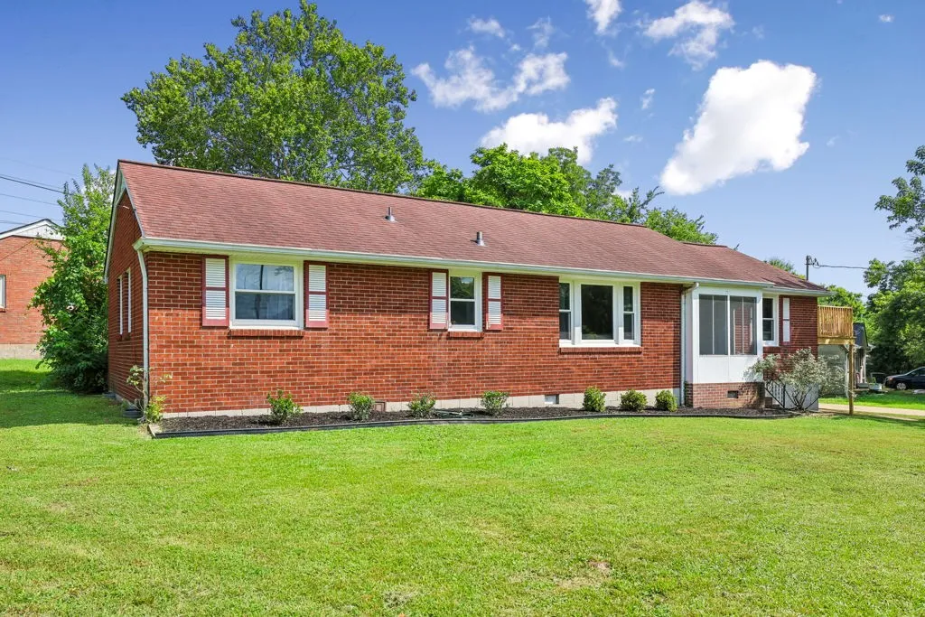 900 Radford Drive Nashville TN 37217