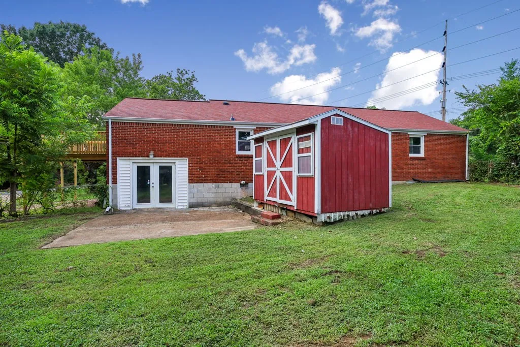 900 Radford Drive Nashville TN 37217