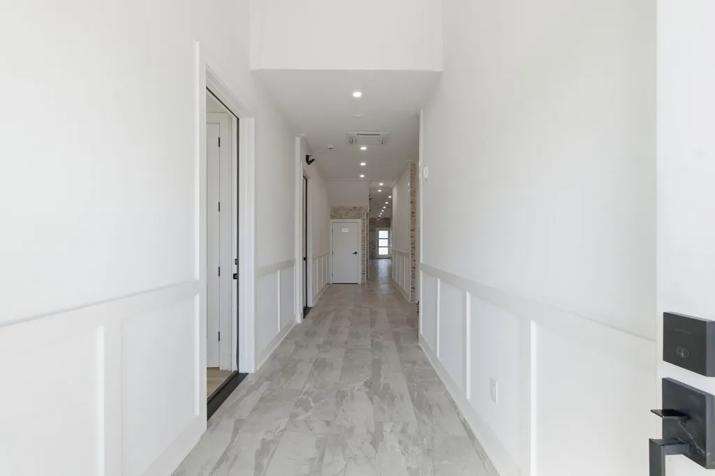 1600 10th Ave, N Nashville TN 37208