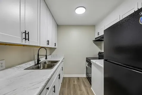 550 Harding Place Nashville TN 37211