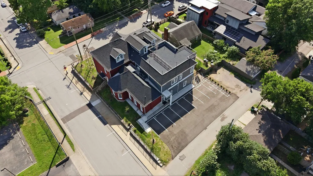 1600 10th Ave, N Nashville TN 37208
