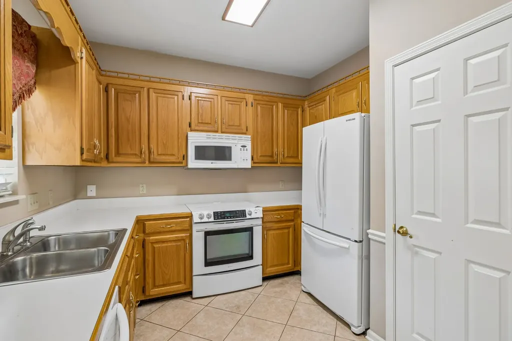 1402 Tasmania Court Mount Juliet TN 37122