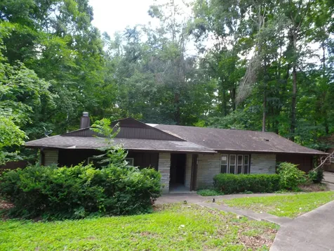 2103 Lambert Drive Westmoreland TN 37186