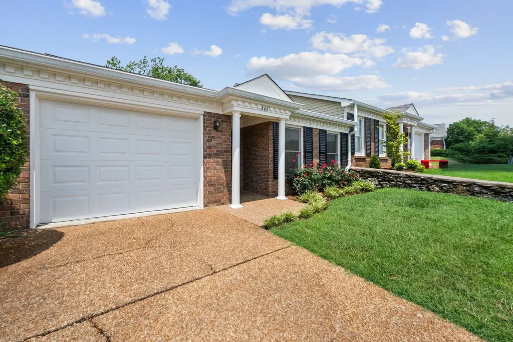 446 Siena Drive Nashville TN 37205
