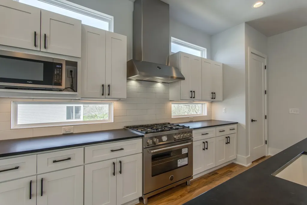 508B 36th Ave, N Nashville TN 37209