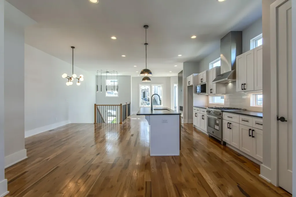 508B 36th Ave, N Nashville TN 37209