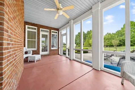 123 Ewing Drive Portland TN 37148
