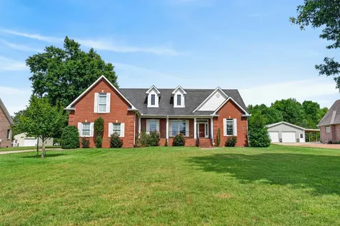 123 Ewing Drive Portland TN 37148