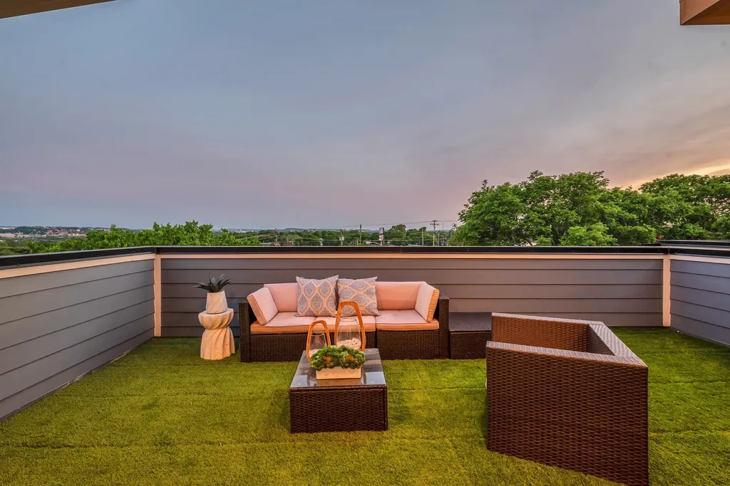 3203A Resha Lane Nashville TN 37218