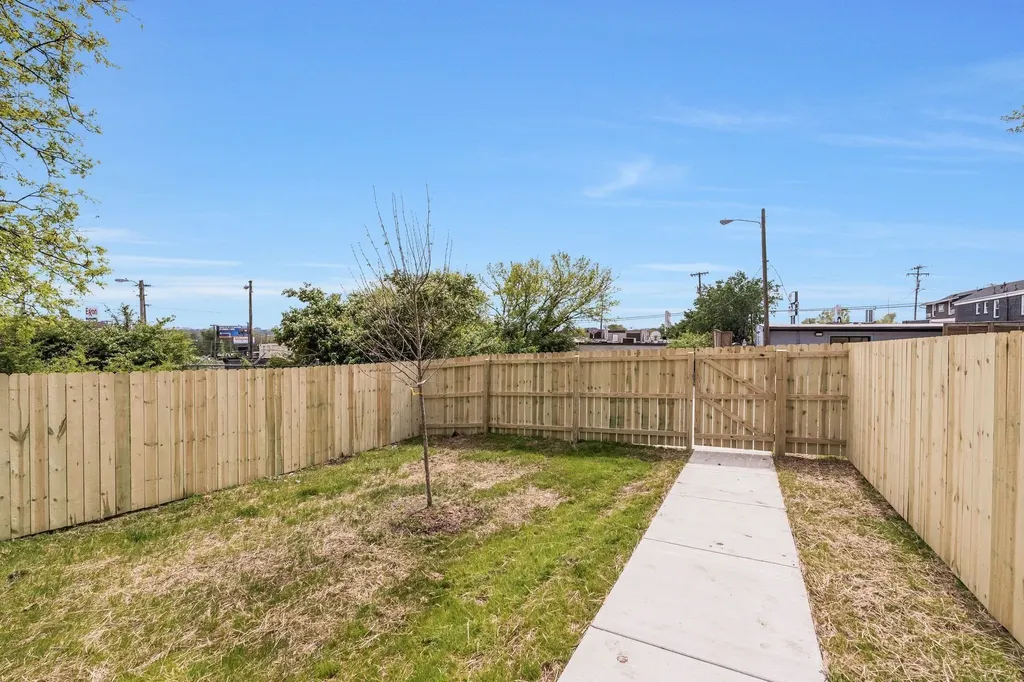 3203A Resha Lane Nashville TN 37218